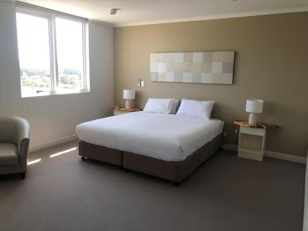 Base Holidays - Ettalong Beach Premium Apartments المظهر الخارجي الصورة